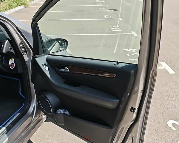 Бежевый Мерседес А класс, объемом двигателя 2.04 л и пробегом 230 тыс. км за 5600 $, фото 1 на Automoto.ua