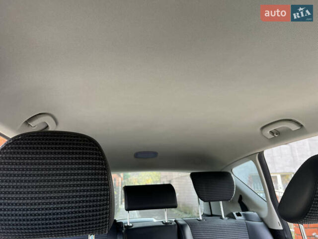 Мерседес А класс 2005 в Мукачеве на Automoto.ua Бежевый Мерседес А класс, объемом двигателя 1.99 л и пробегом 252 тыс. км за 4850 $, фото 20 на Automoto.ua