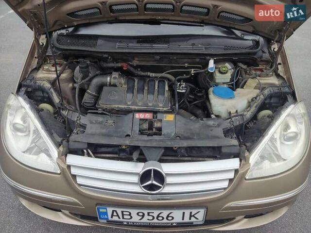 Бежевый Мерседес А класс, объемом двигателя 2 л и пробегом 184 тыс. км за 6000 $, фото 21 на Automoto.ua