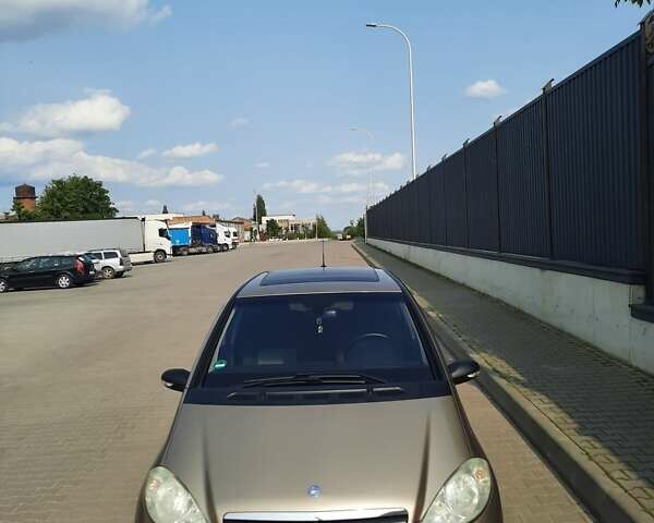 Бежевый Мерседес А класс, объемом двигателя 1.5 л и пробегом 266 тыс. км за 5200 $, фото 19 на Automoto.ua