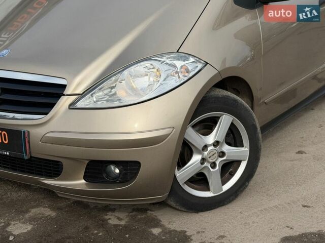 Бежевий Мерседес А клас, об'ємом двигуна 1.5 л та пробігом 198 тис. км за 6200 $, фото 4 на Automoto.ua