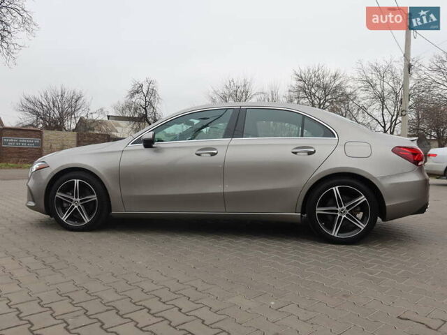 Мерседес А класс 2019 в Одессе на Automoto.ua Бежевый Мерседес А класс, объемом двигателя 1.99 л и пробегом 77 тыс. км за 26000 $, фото 11 на Automoto.ua
