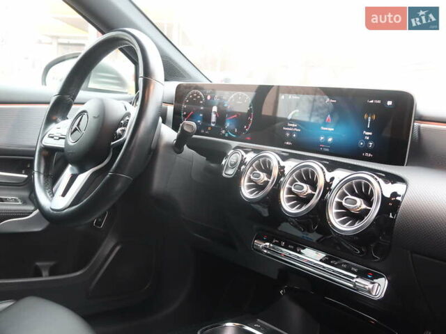 Мерседес А класс 2019 в Одессе на Automoto.ua Бежевый Мерседес А класс, объемом двигателя 1.99 л и пробегом 77 тыс. км за 26000 $, фото 47 на Automoto.ua