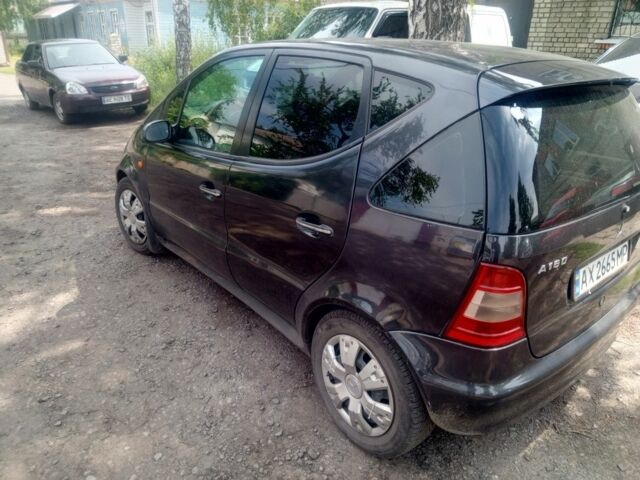 Мерседес А класс 1997 в Сахновщине на Automoto.ua Черный Мерседес А класс, объемом двигателя 1.6 л и пробегом 200 тыс. км за 2000 $, фото 4 на Automoto.ua