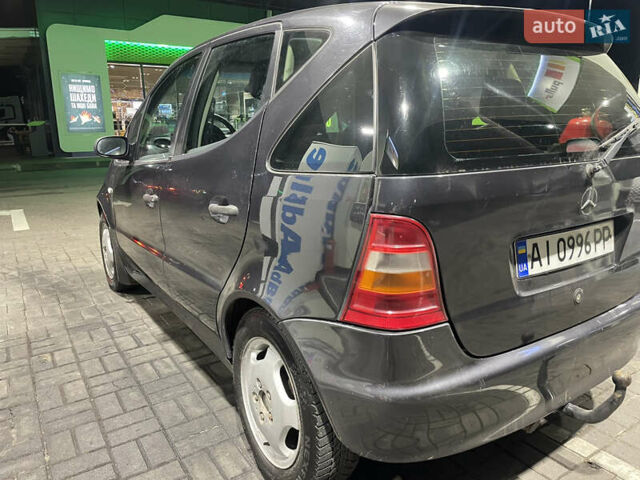 Черный Мерседес А класс, объемом двигателя 1.6 л и пробегом 270 тыс. км за 2450 $, фото 4 на Automoto.ua