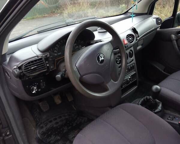 Черный Мерседес А класс, объемом двигателя 1.7 л и пробегом 246 тыс. км за 2150 $, фото 5 на Automoto.ua