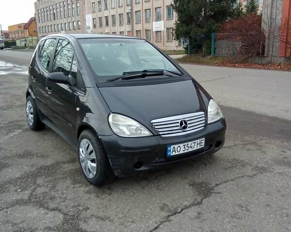 Черный Мерседес А класс, объемом двигателя 1.7 л и пробегом 246 тыс. км за 2150 $, фото 19 на Automoto.ua