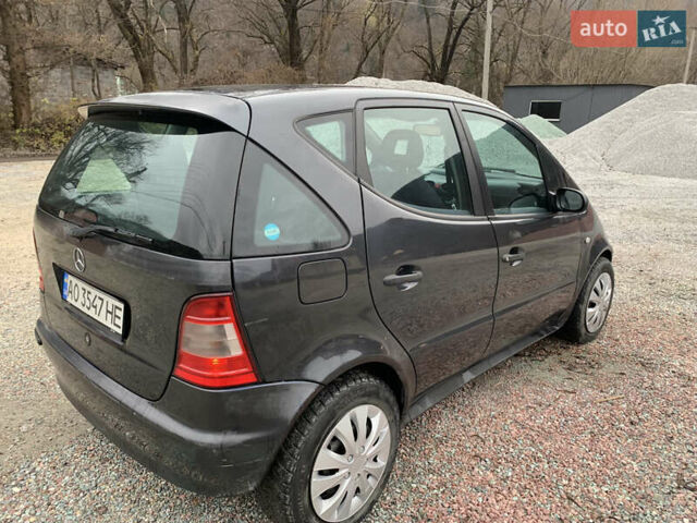 Чорний Мерседес А клас, об'ємом двигуна 1.7 л та пробігом 248 тис. км за 2800 $, фото 3 на Automoto.ua