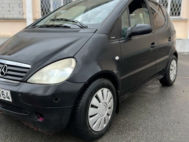 Мерседес А класс 1998 в Чугуеве на Automoto.ua Черный Мерседес А класс, объемом двигателя 1.7 л и пробегом 340 тыс. км за 950 $, фото 10 на Automoto.ua