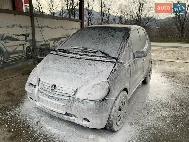 Чорний Мерседес А клас, об'ємом двигуна 1.7 л та пробігом 248 тис. км за 2800 $, фото 10 на Automoto.ua