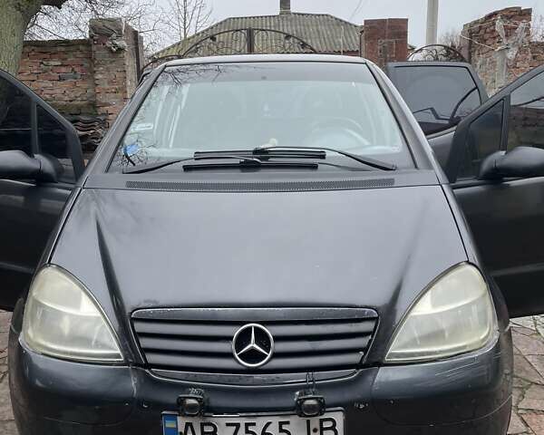 Черный Мерседес А класс, объемом двигателя 1.69 л и пробегом 350 тыс. км за 3500 $, фото 9 на Automoto.ua