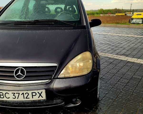 Черный Мерседес А класс, объемом двигателя 1.7 л и пробегом 290 тыс. км за 2099 $, фото 9 на Automoto.ua