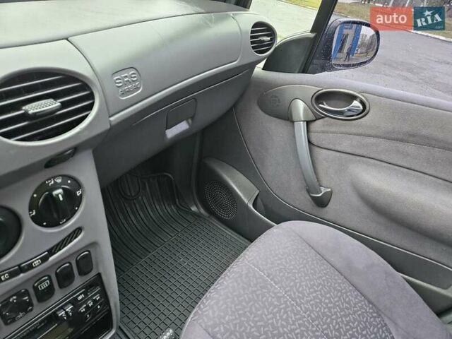 Мерседес А класс 1999 в Трускавце на Automoto.ua Черный Мерседес А класс, объемом двигателя 1.7 л и пробегом 270 тыс. км за 2600 $, фото 20 на Automoto.ua