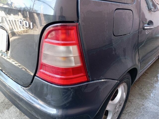 Черный Мерседес А класс, объемом двигателя 1.7 л и пробегом 245 тыс. км за 3000 $, фото 2 на Automoto.ua