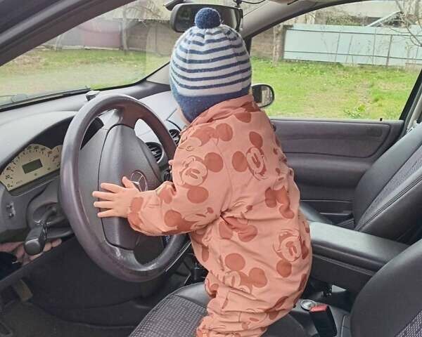 Чорний Мерседес А клас, об'ємом двигуна 1.6 л та пробігом 217 тис. км за 4800 $, фото 1 на Automoto.ua