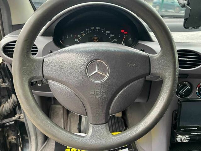 Черный Мерседес А класс, объемом двигателя 1.7 л и пробегом 289 тыс. км за 3999 $, фото 10 на Automoto.ua