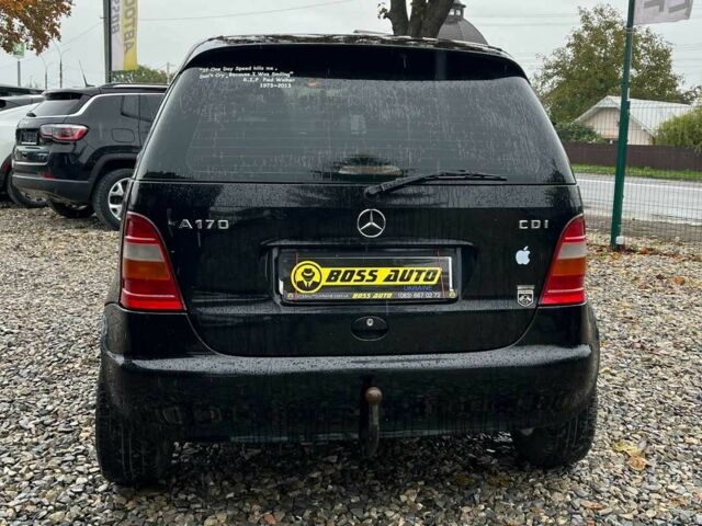 Черный Мерседес А класс, объемом двигателя 1.7 л и пробегом 289 тыс. км за 3999 $, фото 4 на Automoto.ua