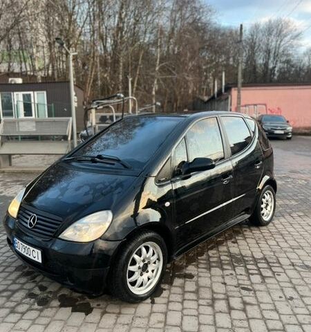 Черный Мерседес А класс, объемом двигателя 1.4 л и пробегом 238 тыс. км за 3600 $, фото 1 на Automoto.ua