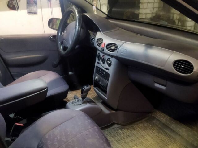 Мерседес А клас 2000 у Дніпро (Дніпропетровську) на Automoto.ua Чорний Мерседес А клас, об'ємом двигуна 2 л та пробігом 245 тис. км за 3500 $, фото 1 на Automoto.ua