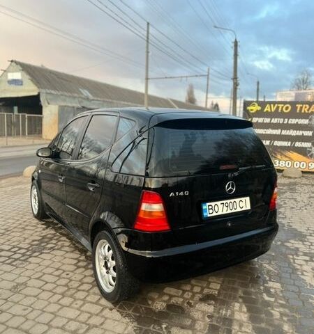 Черный Мерседес А класс, объемом двигателя 1.4 л и пробегом 238 тыс. км за 3600 $, фото 7 на Automoto.ua