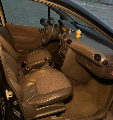 Черный Мерседес А класс, объемом двигателя 1.6 л и пробегом 188 тыс. км за 3700 $, фото 11 на Automoto.ua