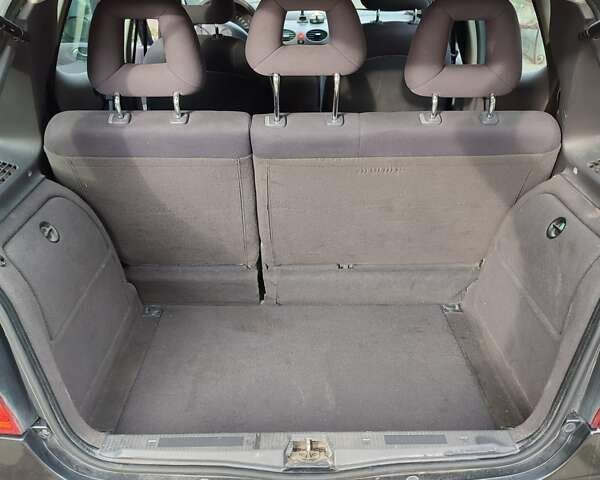 Чорний Мерседес А клас, об'ємом двигуна 1.37 л та пробігом 262 тис. км за 2500 $, фото 1 на Automoto.ua