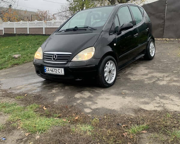 Черный Мерседес А класс, объемом двигателя 1.6 л и пробегом 201 тыс. км за 2999 $, фото 4 на Automoto.ua
