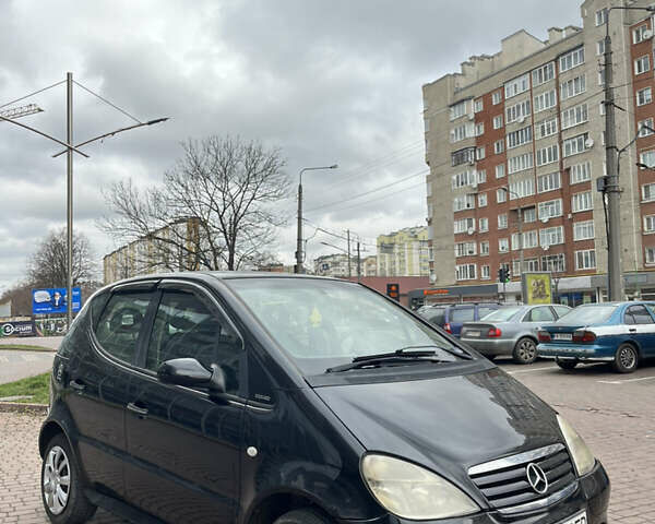 Черный Мерседес А класс, объемом двигателя 1.69 л и пробегом 290 тыс. км за 2200 $, фото 3 на Automoto.ua
