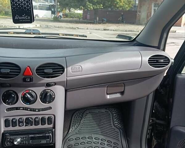 Черный Мерседес А класс, объемом двигателя 1.69 л и пробегом 270 тыс. км за 3100 $, фото 16 на Automoto.ua