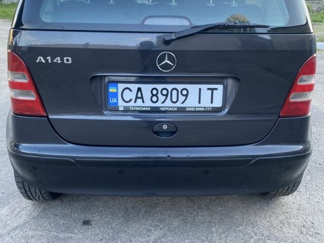 Чорний Мерседес А клас, об'ємом двигуна 1.4 л та пробігом 218 тис. км за 3100 $, фото 4 на Automoto.ua