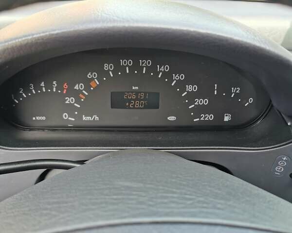 Чорний Мерседес А клас, об'ємом двигуна 0 л та пробігом 206 тис. км за 3500 $, фото 4 на Automoto.ua