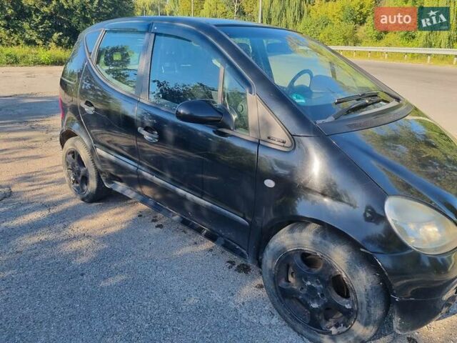 Черный Мерседес А класс, объемом двигателя 2 л и пробегом 178 тыс. км за 2400 $, фото 5 на Automoto.ua