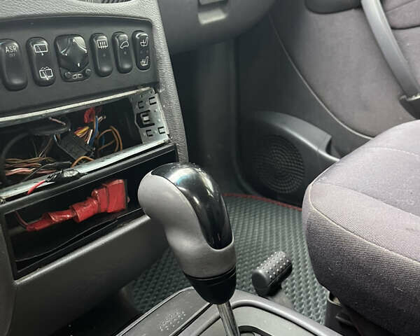 Черный Мерседес А класс, объемом двигателя 1.69 л и пробегом 290 тыс. км за 2200 $, фото 12 на Automoto.ua