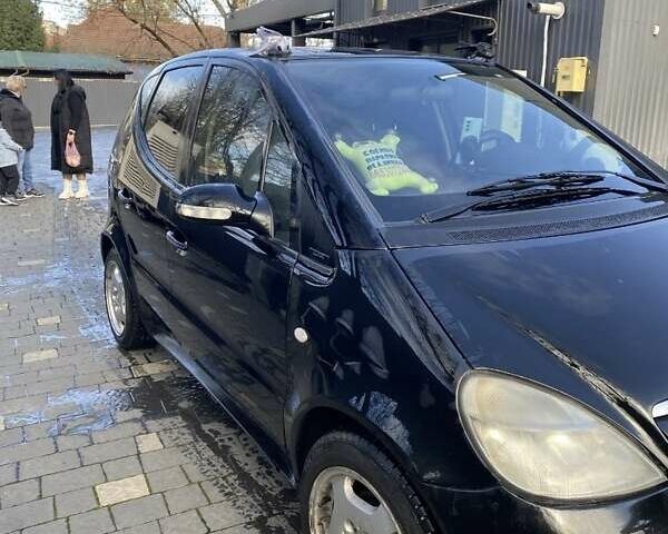 Черный Мерседес А класс, объемом двигателя 1.7 л и пробегом 370 тыс. км за 2750 $, фото 5 на Automoto.ua