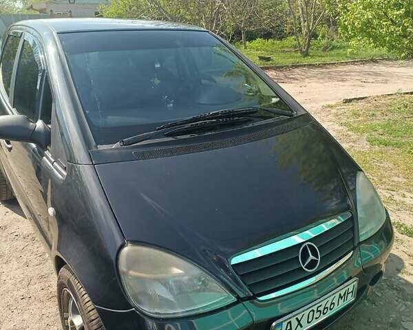 Черный Мерседес А класс, объемом двигателя 1.7 л и пробегом 245 тыс. км за 3500 $, фото 9 на Automoto.ua