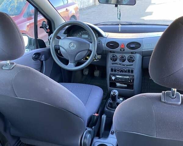 Чорний Мерседес А клас, об'ємом двигуна 1.7 л та пробігом 270 тис. км за 2925 $, фото 4 на Automoto.ua