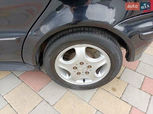 Чорний Мерседес А клас, об'ємом двигуна 1.69 л та пробігом 268 тис. км за 3999 $, фото 11 на Automoto.ua