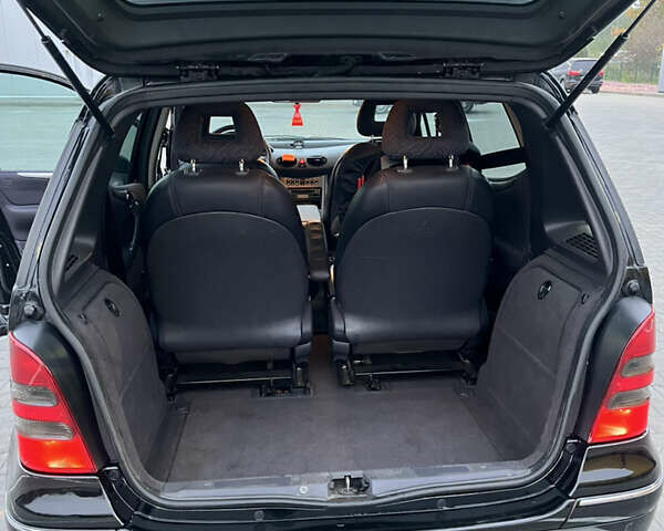 Чорний Мерседес А клас, об'ємом двигуна 1.9 л та пробігом 204 тис. км за 3899 $, фото 31 на Automoto.ua