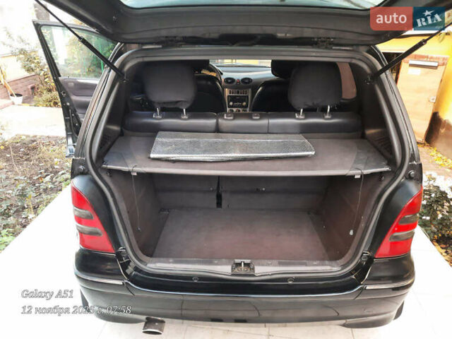 Черный Мерседес А класс, объемом двигателя 1.4 л и пробегом 298 тыс. км за 3200 $, фото 12 на Automoto.ua