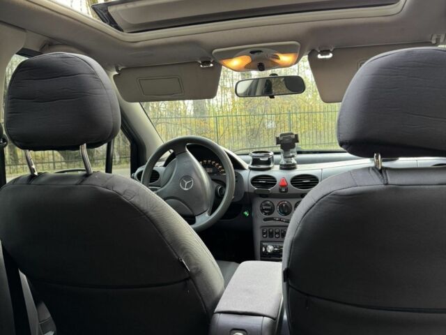 Черный Мерседес А класс, объемом двигателя 1.4 л и пробегом 214 тыс. км за 4500 $, фото 5 на Automoto.ua