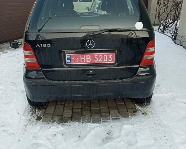 Черный Мерседес А класс, объемом двигателя 1.6 л и пробегом 128 тыс. км за 3700 $, фото 2 на Automoto.ua
