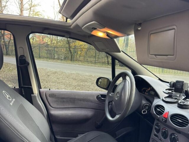 Черный Мерседес А класс, объемом двигателя 1.4 л и пробегом 214 тыс. км за 4500 $, фото 6 на Automoto.ua