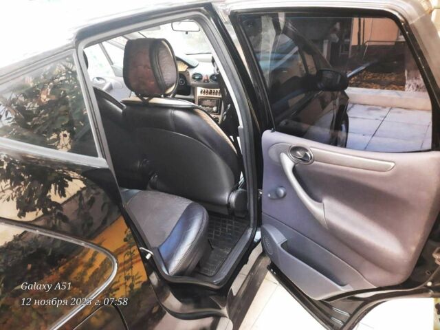 Черный Мерседес А класс, объемом двигателя 1.4 л и пробегом 298 тыс. км за 3200 $, фото 10 на Automoto.ua