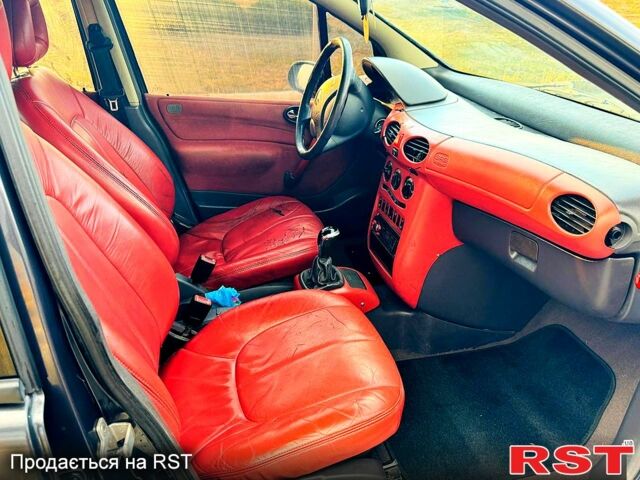 Чорний Мерседес А клас, об'ємом двигуна 1.4 л та пробігом 280 тис. км за 1350 $, фото 7 на Automoto.ua