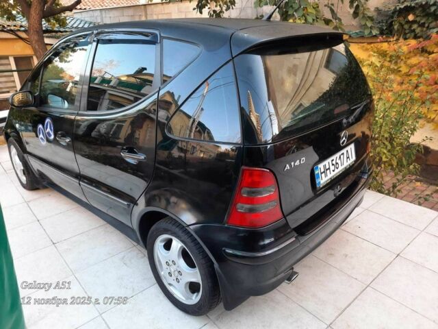 Черный Мерседес А класс, объемом двигателя 1.4 л и пробегом 298 тыс. км за 3200 $, фото 3 на Automoto.ua