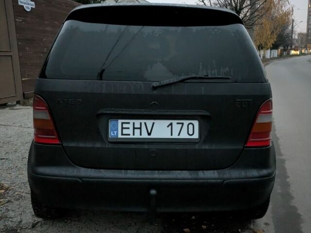 Черный Мерседес А класс, объемом двигателя 1.9 л и пробегом 203 тыс. км за 1499 $, фото 5 на Automoto.ua