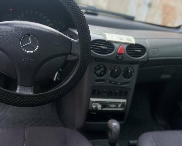 Чорний Мерседес А клас, об'ємом двигуна 1.4 л та пробігом 215 тис. км за 2800 $, фото 3 на Automoto.ua