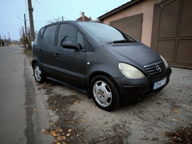 Чорний Мерседес А клас, об'ємом двигуна 1.7 л та пробігом 203 тис. км за 1249 $, фото 2 на Automoto.ua