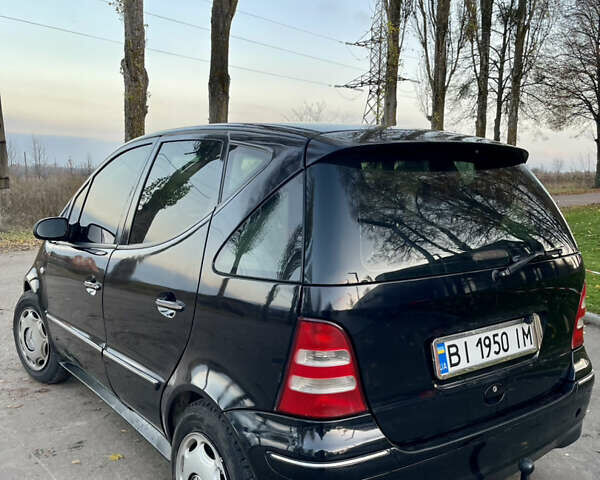 Черный Мерседес А класс, объемом двигателя 1.9 л и пробегом 173 тыс. км за 2999 $, фото 4 на Automoto.ua