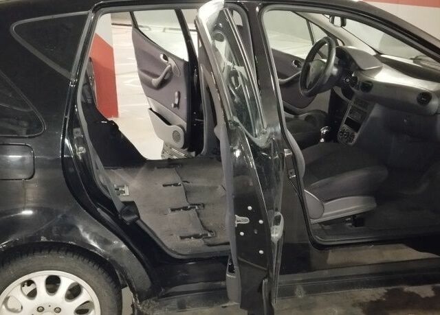 Чорний Мерседес А клас, об'ємом двигуна 1.7 л та пробігом 246 тис. км за 4200 $, фото 14 на Automoto.ua